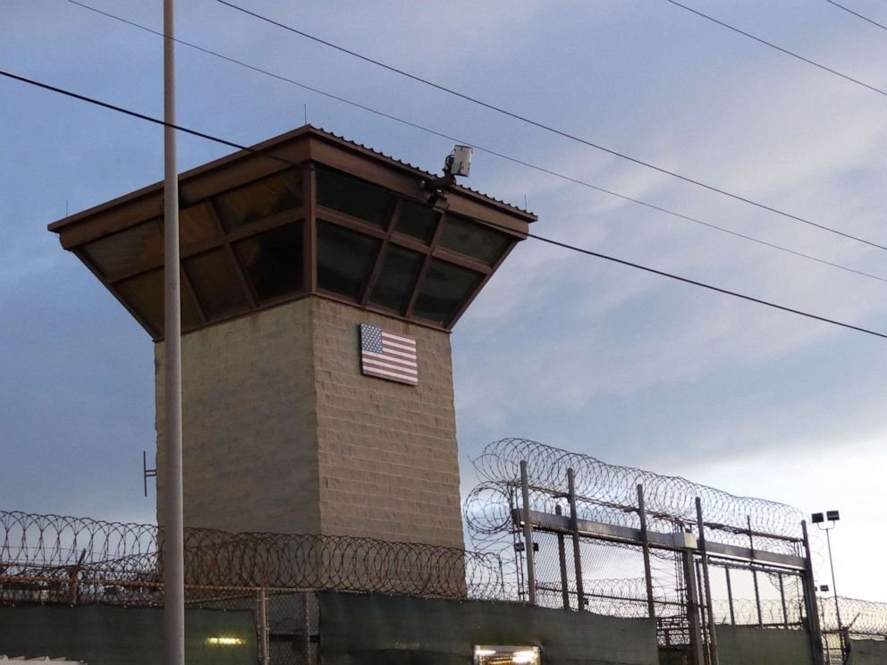 'Confinement is unbearable': migrants describe that they are carried out in Guantanamo