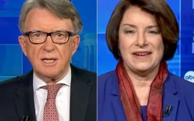 Klobuchar says he was "horrified" by Trump and Zelenskyy shouting a game
