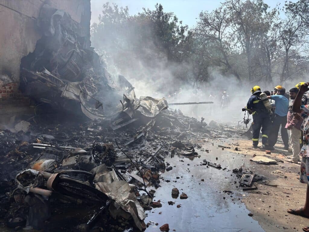Air India plane transporting 242 accidents en route to the United Kingdom
