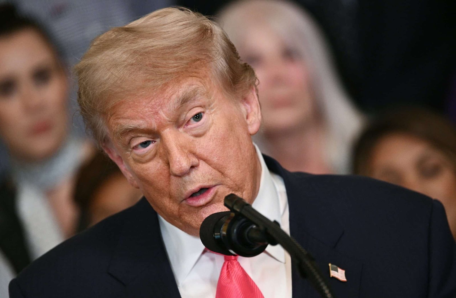 Surveys show that Americans oppose Trump's "Big Big Beautiful Bill", but are more divided into Medicaid, immigration details
