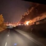 Russia and Ukraine exchange drone attacks in the midst of peace conversations maneuvers