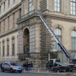Louvre Museum closes after possible theft, says French minister