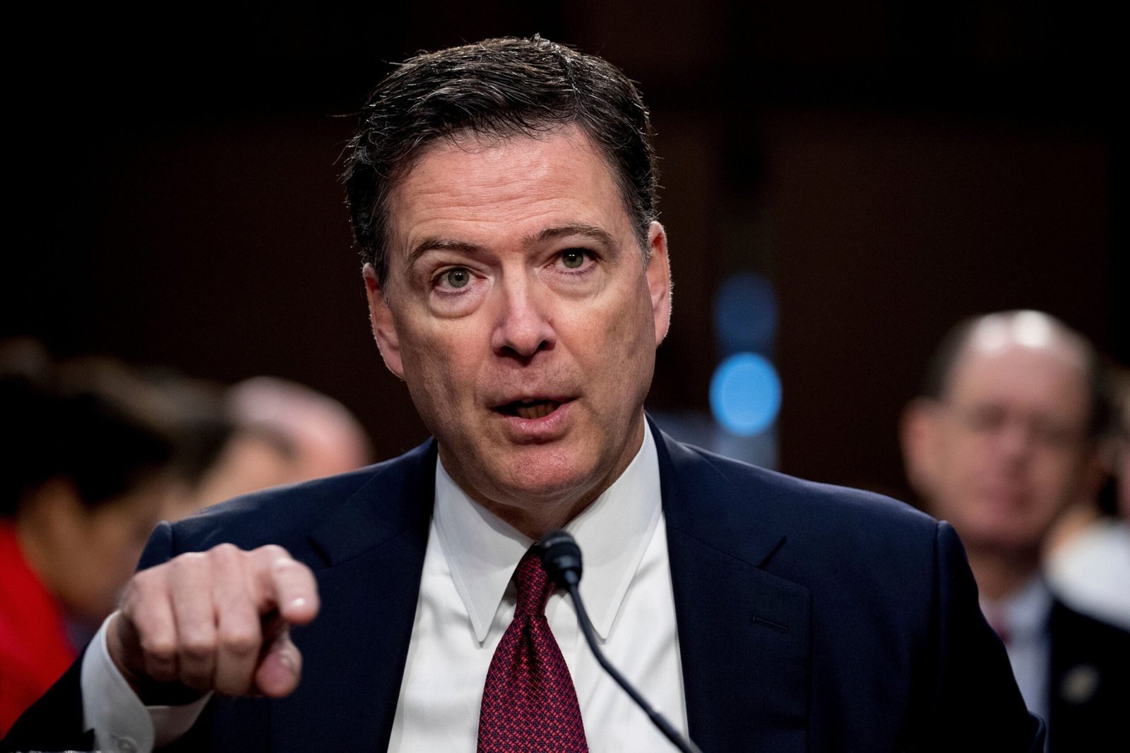 Comey's lawyers decide to dismiss the indictment citing grand jury issues