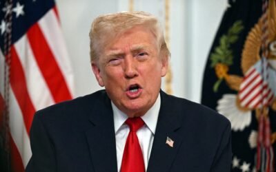 PHOTO: UNITED STATES-POLITICS-TRUMP-MILITARY-VACATION