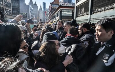Protesters arrested in New York for possible ICE-related activity near Chinatown