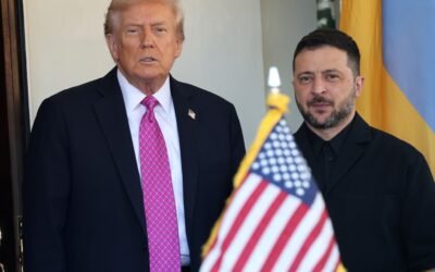 PHOTO: Trump meets with Ukrainian President Zelensky at the White House